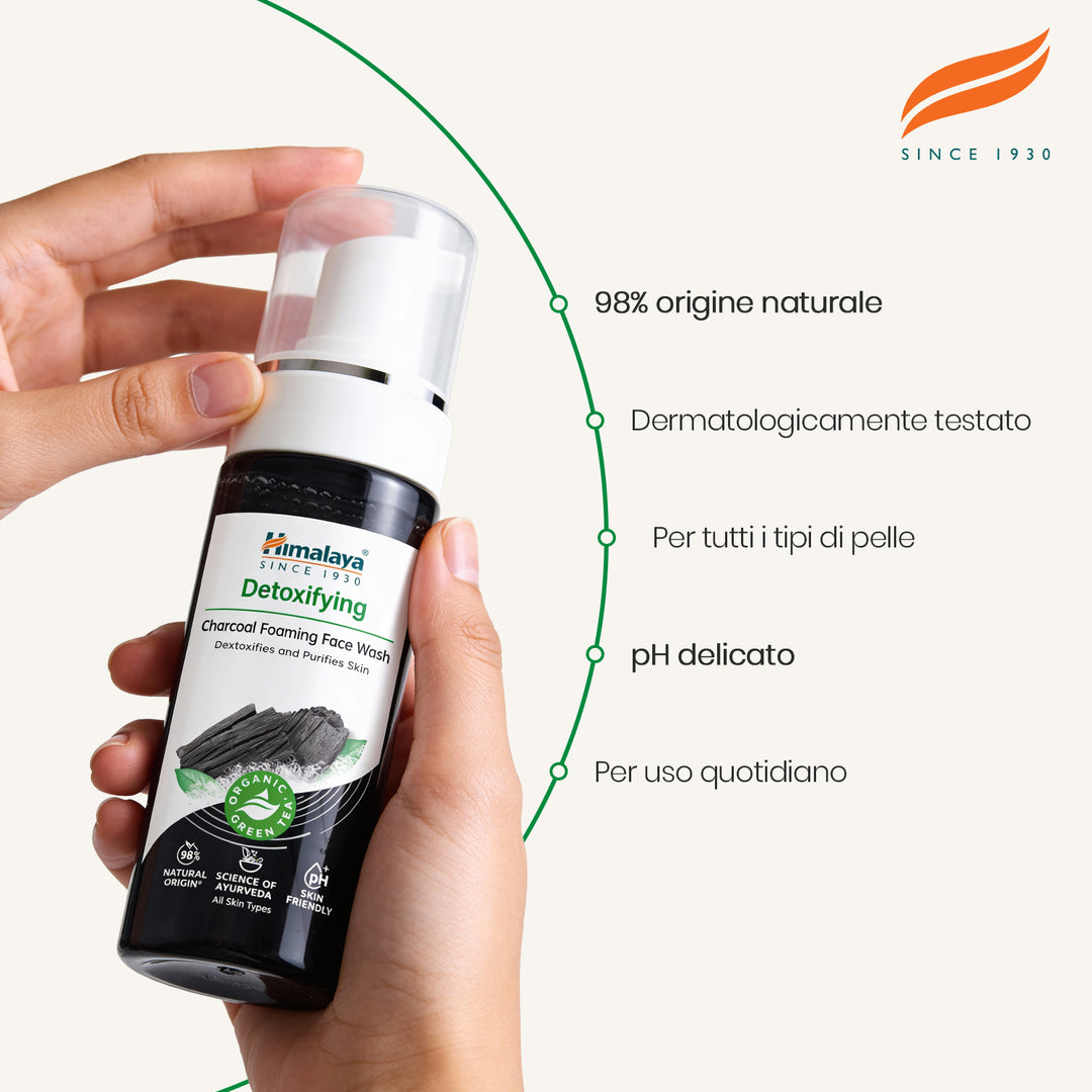HIMALAYA MOUSSE DETERGENTE VISO DETOX AL CARBONE ATTIVO 150ML